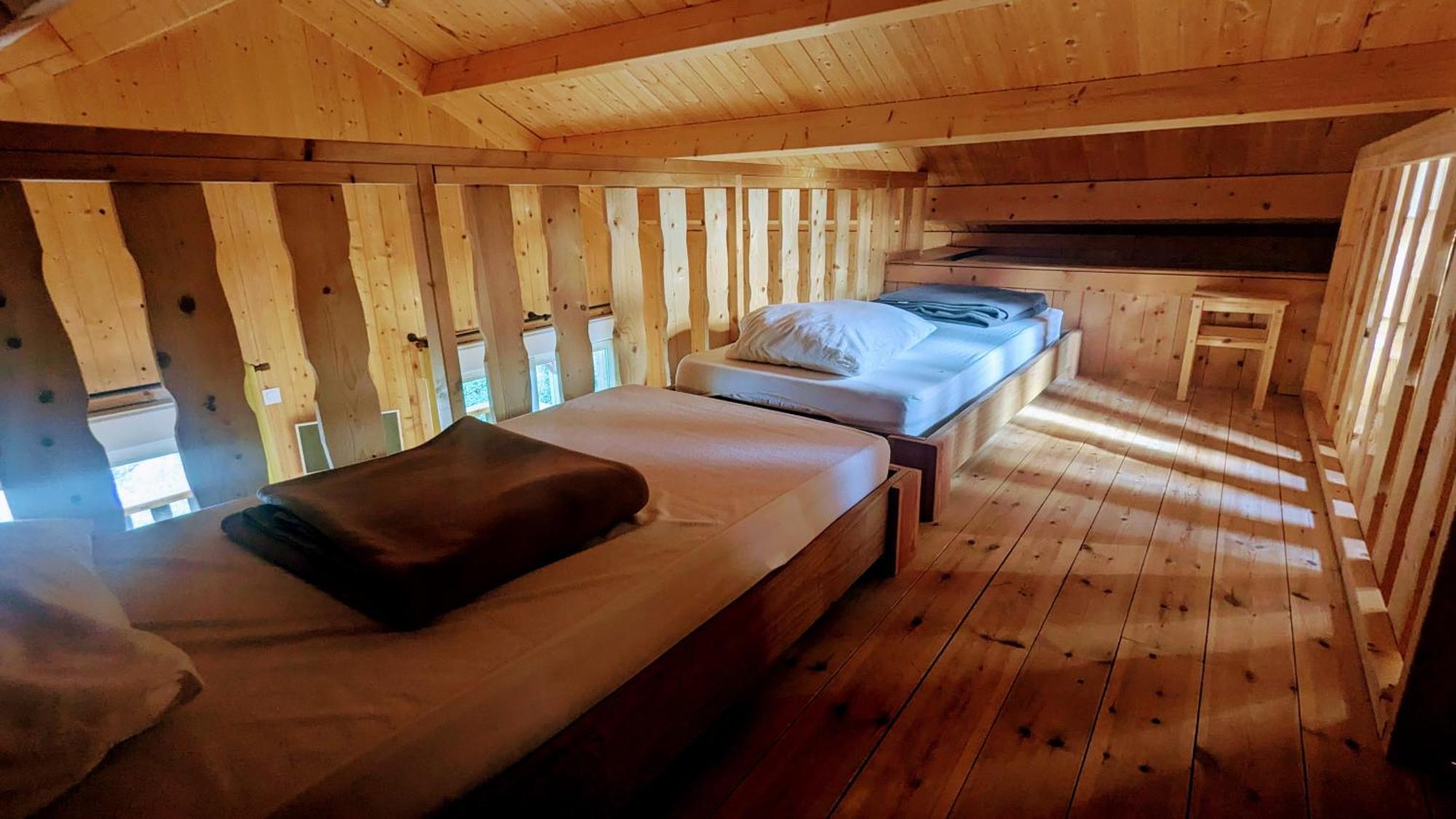 Cabanes Et Lodges Du Belvedere Serrieres-sur-Ain Bagian luar foto