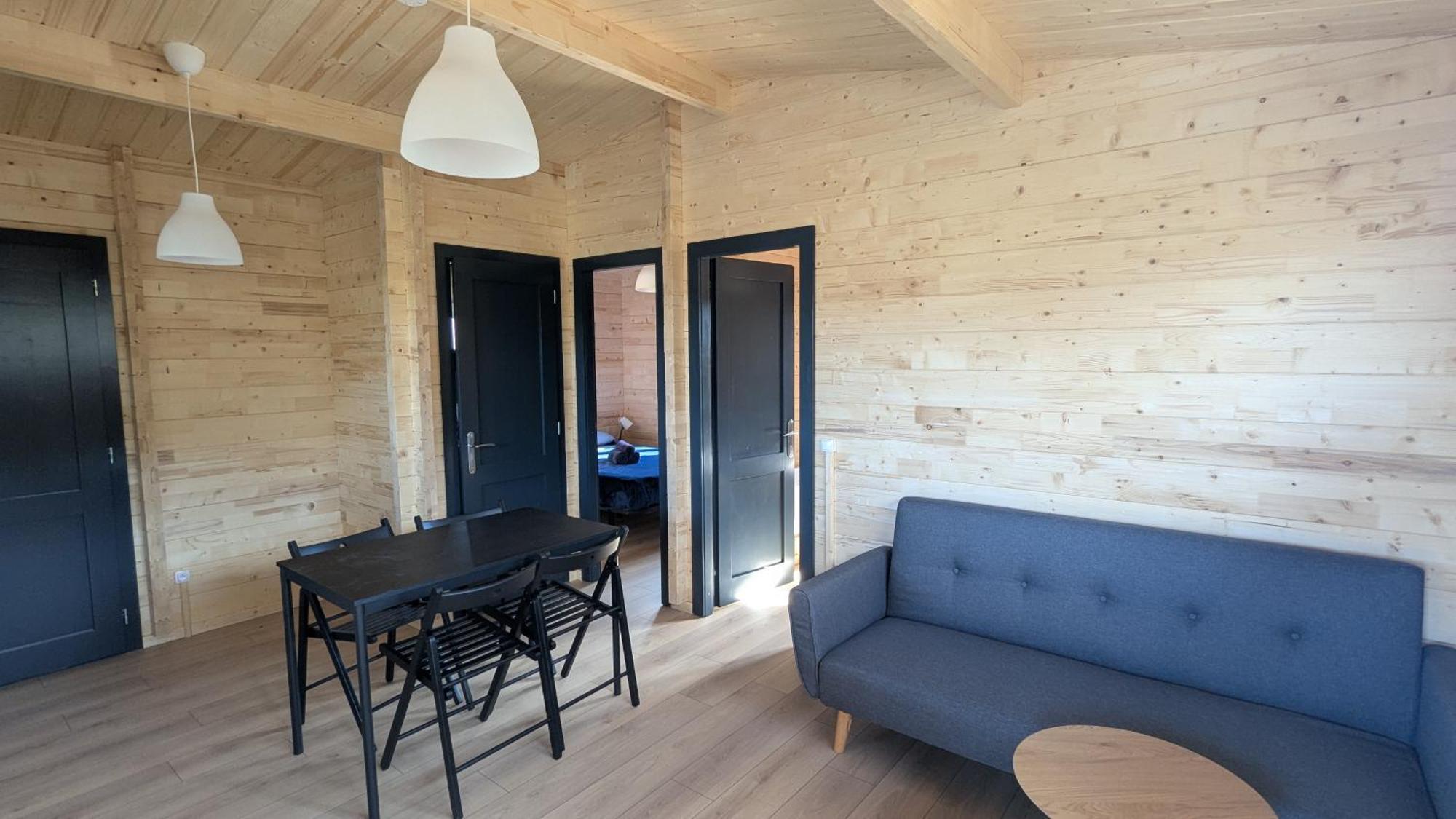 Cabanes Et Lodges Du Belvedere Serrieres-sur-Ain Bagian luar foto