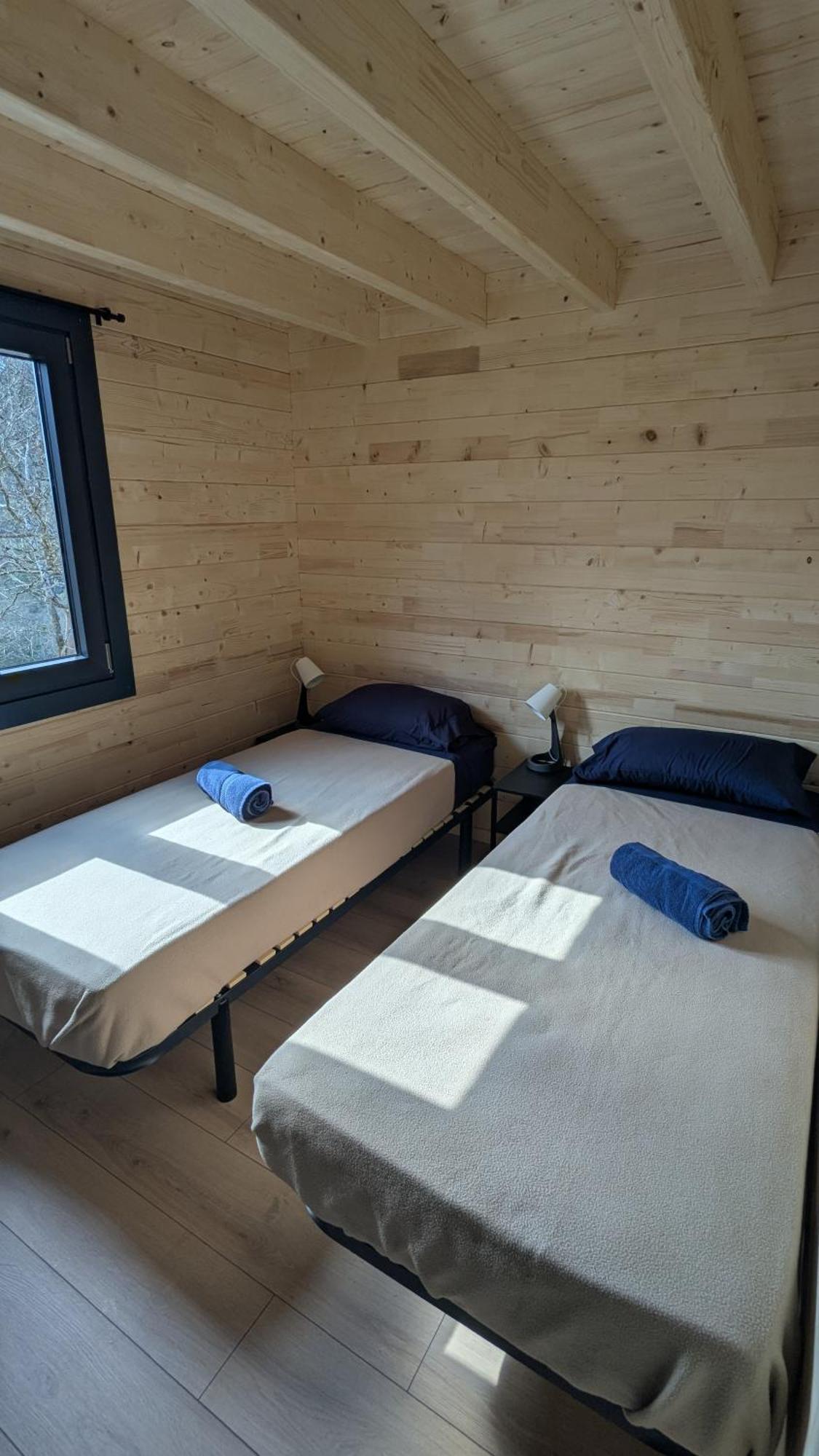 Cabanes Et Lodges Du Belvedere Serrieres-sur-Ain Bagian luar foto