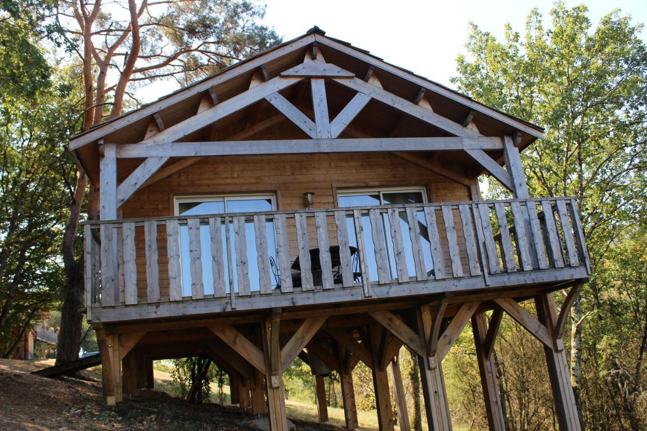 Cabanes Et Lodges Du Belvedere Serrieres-sur-Ain Bagian luar foto